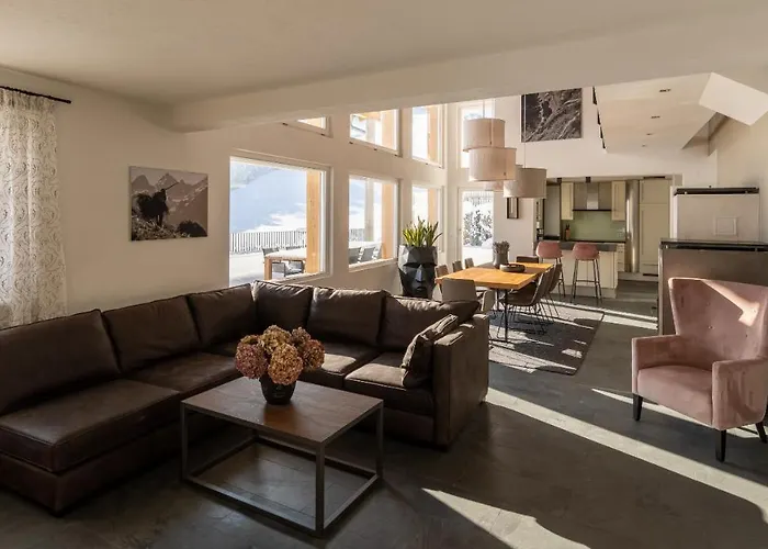 Isabella シャレー